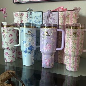 Stanley x Love Shack Fancy Tumblrs 40oz